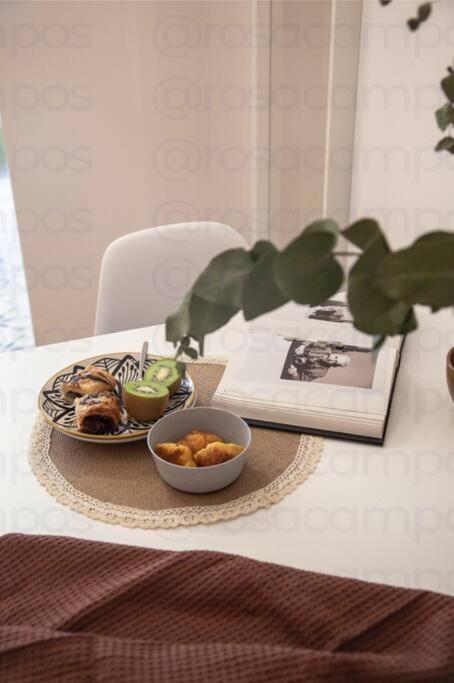 Rb - Urban Loft Retreat, Comfort & Good Location บาเลนเซีย ภายนอก รูปภาพ